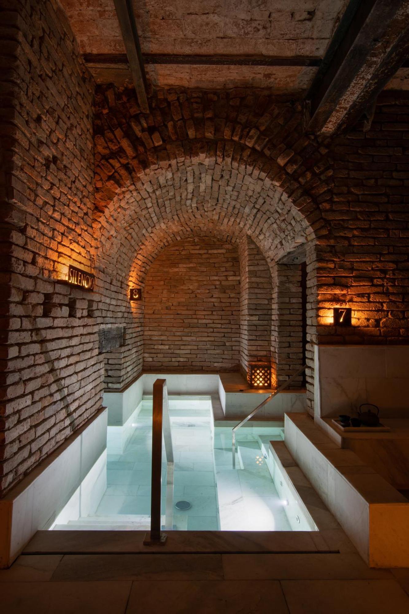 Azur Real Boutique & 4* Córdova